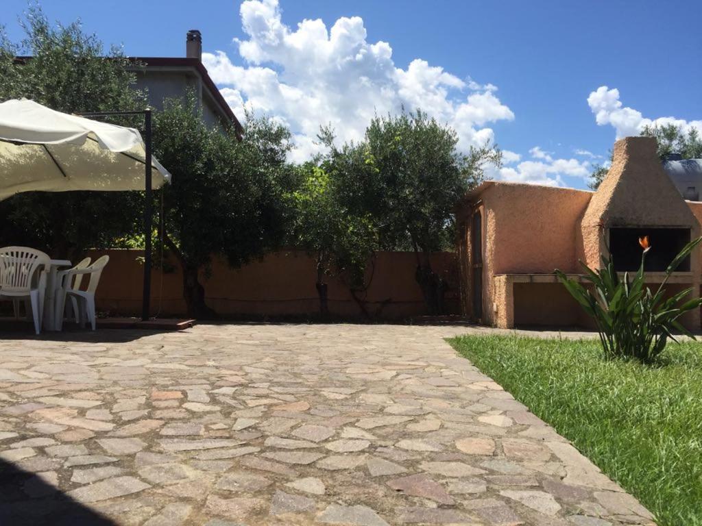 Appartamenti In Villa Con Ampio Giardino Esterno ポザーダ エクステリア 写真