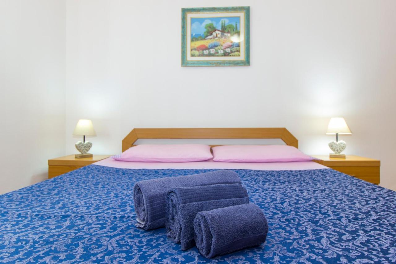 Appartamenti In Villa Con Ampio Giardino Esterno ポザーダ エクステリア 写真